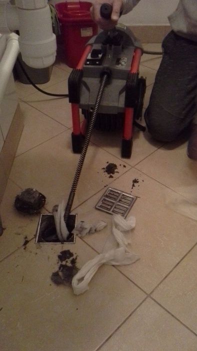 Hydraulik 24h warszawa udrażnianie rur  sprężyna elektryczna Wuko