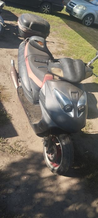 Продам скутер STORM