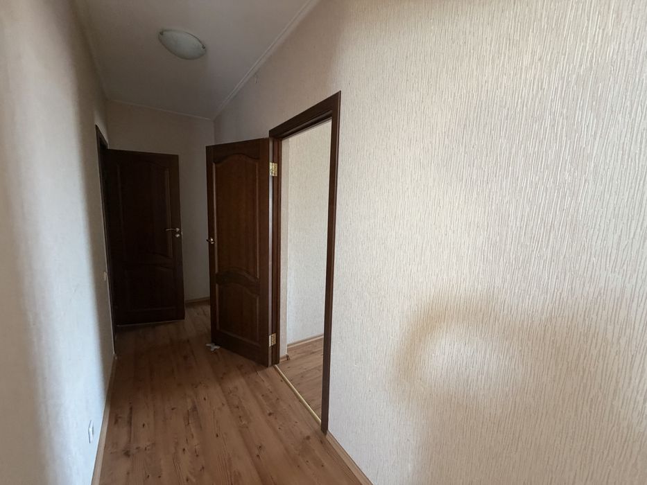 Продаж 4-к кв 150 м2 село Вишеньки   КМ Золоче Набережна буд.7