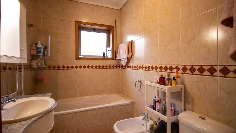 Moradia T4 para arrendar em Espinho