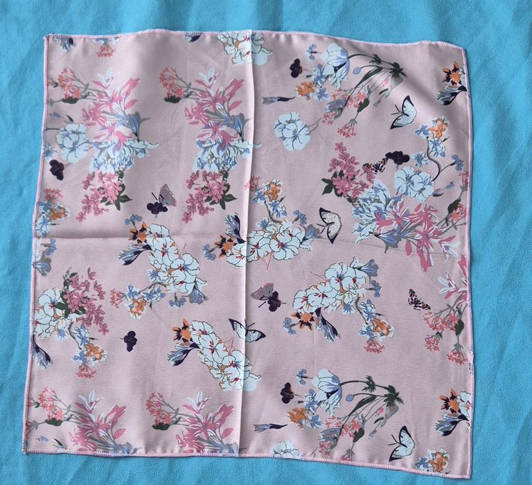 Apaszka gawroszka 46x46