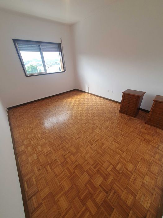 T4 p/arrendar - Guimarães
