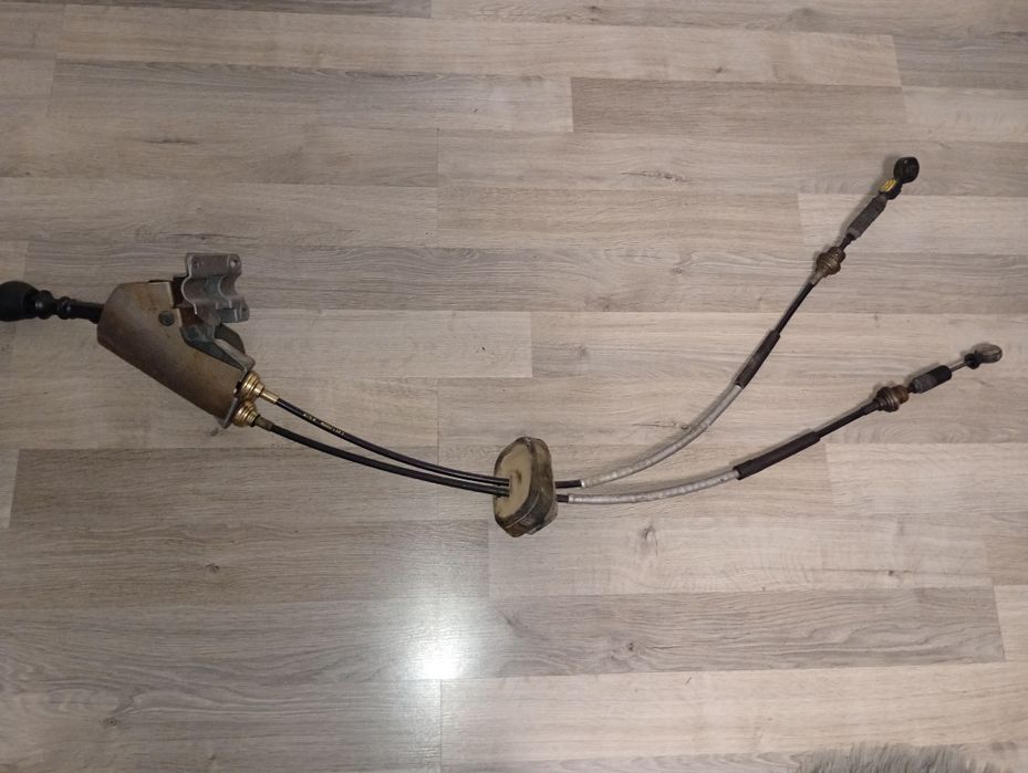 Wybierak, lewarek zmiany biegów Renault Trafic 2, opel Vivaro itd