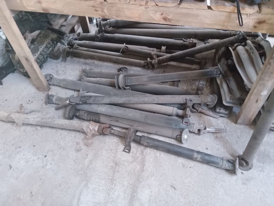 Кардани з гарною хрестовиною