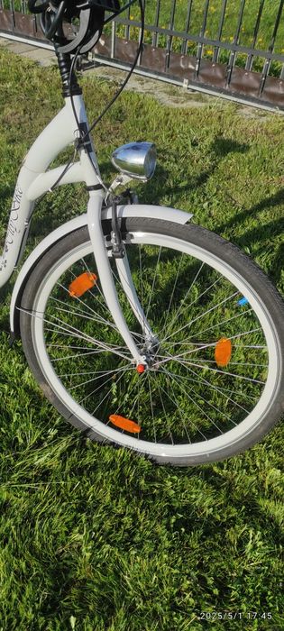 Rower miejski bialy lub czarny