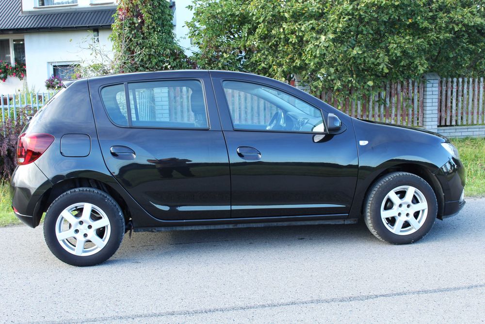 Dacia Sandero II lift, benzyna, klima, niski przebieg!
