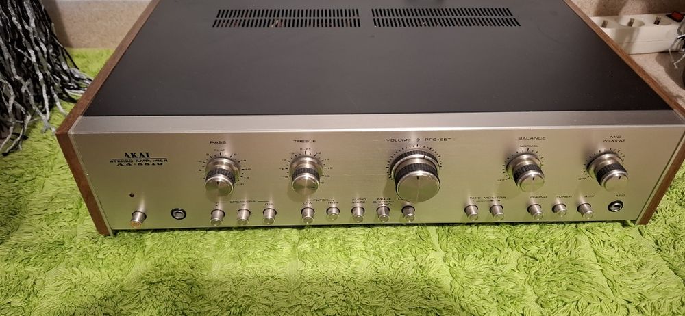 Amplificadpr AKAI vintage