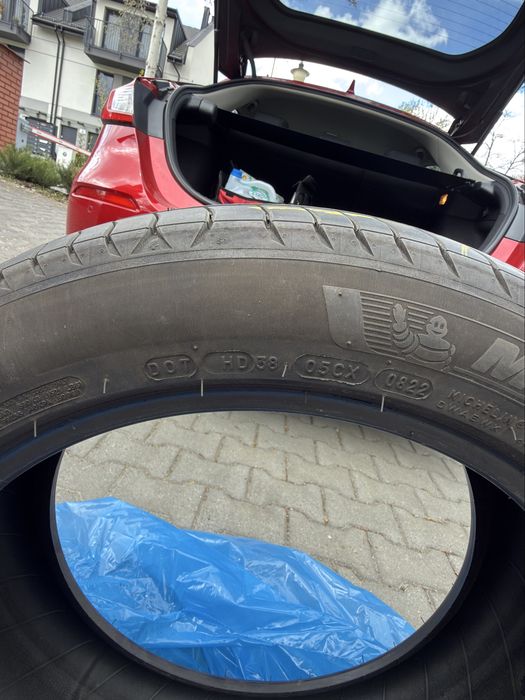 Opona Michelin 215/50/17 e.Primacy 95W XL DOT 2022