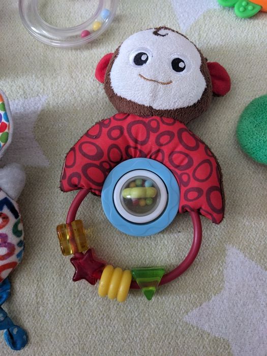 Бряскальця, погремушки, гризунки