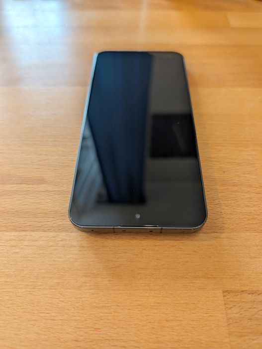 Xiaomi 13 8/256 GB  BARDZO DOBRY + etui