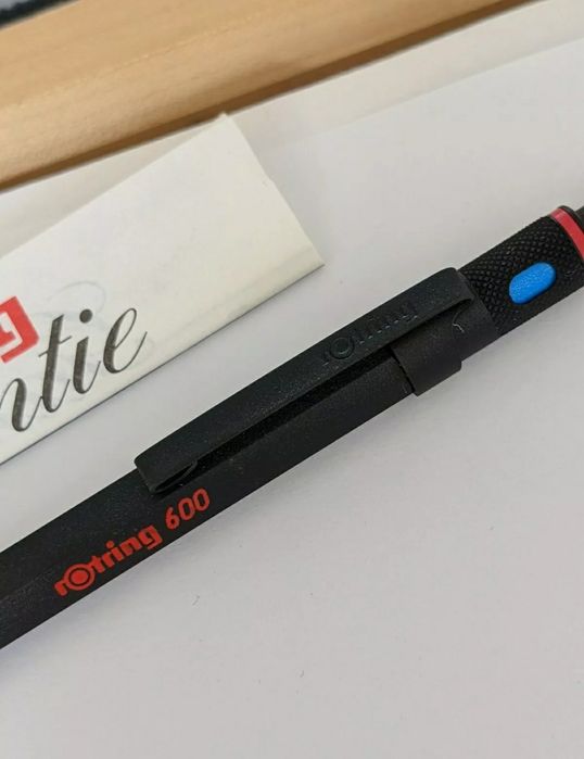 Caneta Rotring 600 Made in Germany (janela de cor)