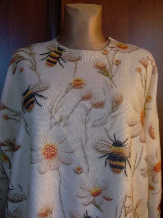 Sweter R. 4XL, 48 kwiaty pszczólki