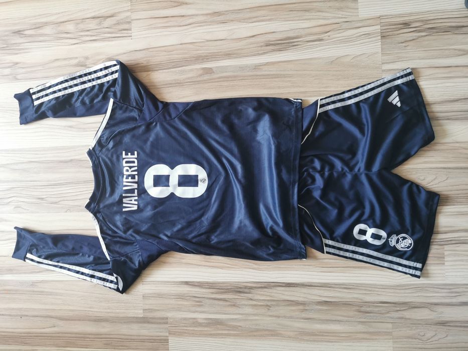Strój piłkarski Arsenal i Real Madryt