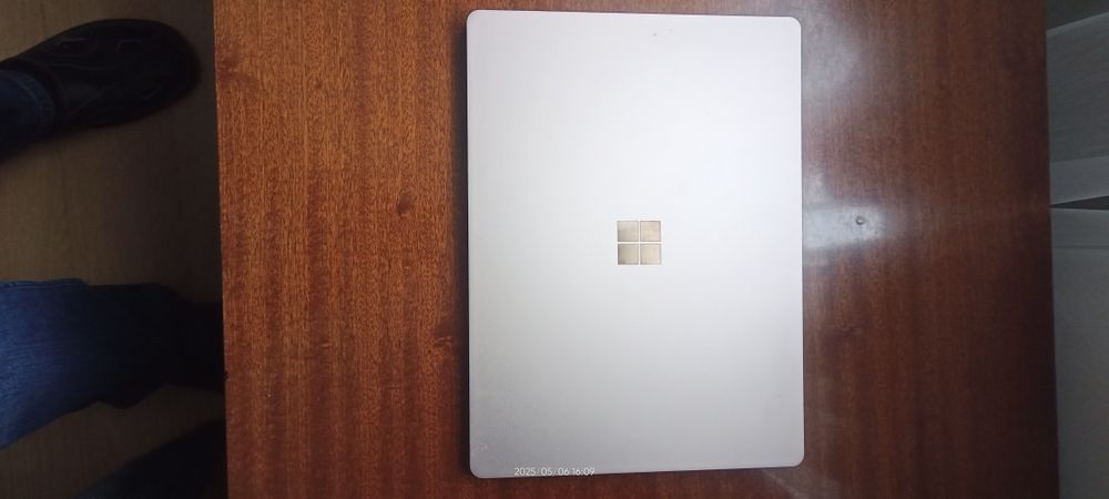 Microsoft ноутбук