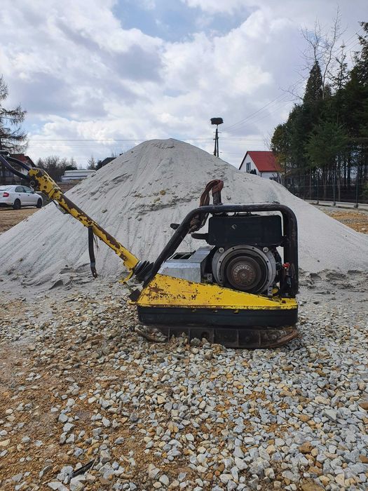 Wynajem minikoparki 1,9t, koparko-ładowarki 9t, walca, glebogryzarka