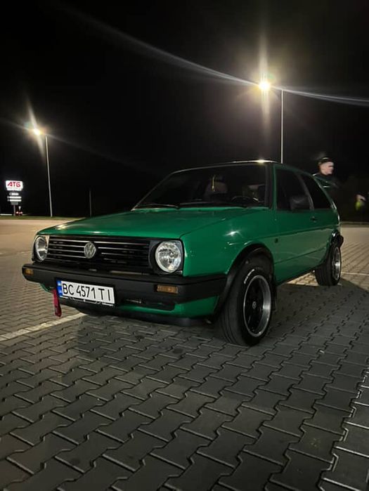 Гольф 2  1.6 …..