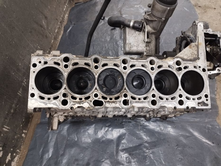 BMW E60 LCI 231 KM Blok silnika kompletny 3.0 D 306D3  7792822