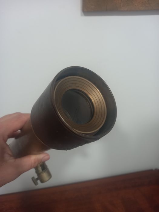 Telescópio antigo