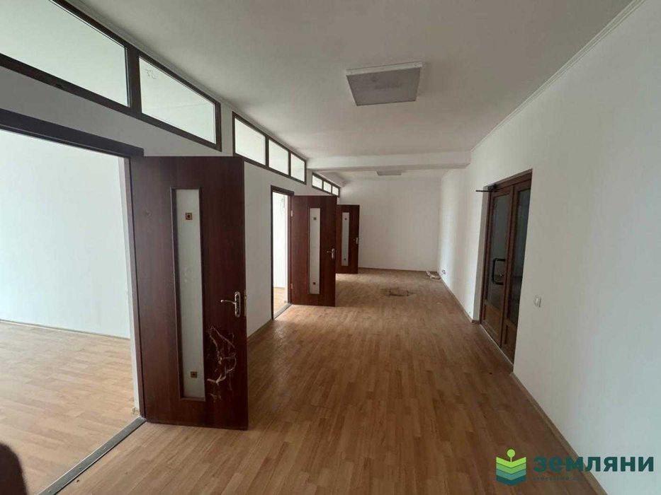 Продаж приміщення під офіси 600м2 вул.Б.Хмельницького (6)