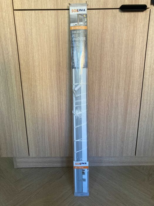 Żaluzja Aluminiowa SOLUNA Dim-Out 80 x 170 cm – Srebrna/Szara