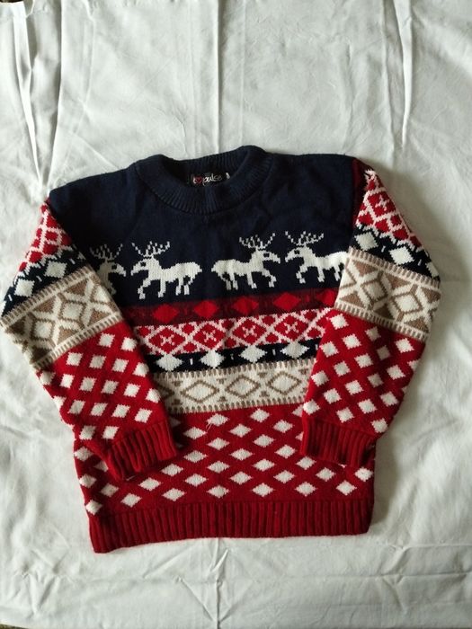 Світшот/светр новорічний.