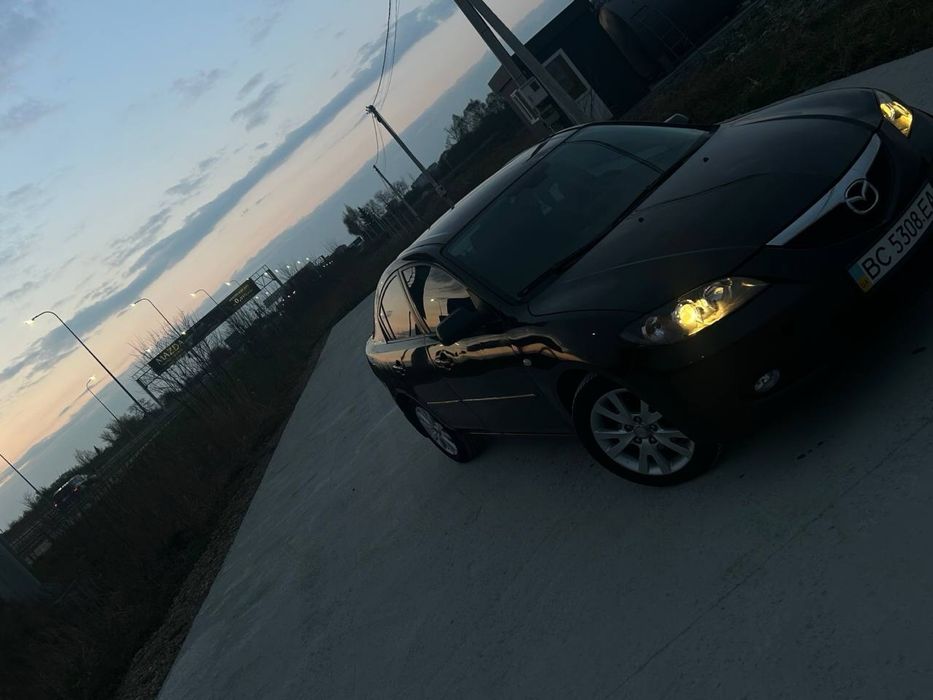 Mazda 3 2007рік 1.6 бензин