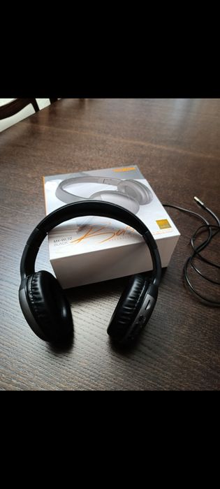 навушники великі Moxom