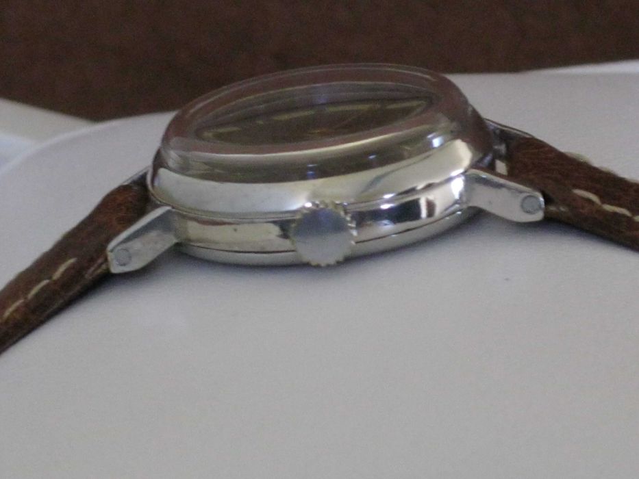 SIGNO Relogio Antigo SH Corda Swiss Made