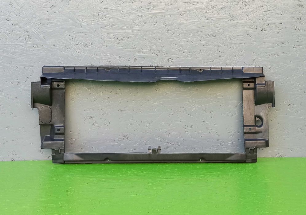 Решетка Решотка радиатора на Фольксваген Т4 Volkswagen T4 92-03р