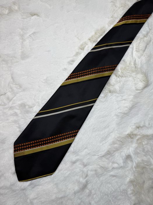 Krawat męski w paski