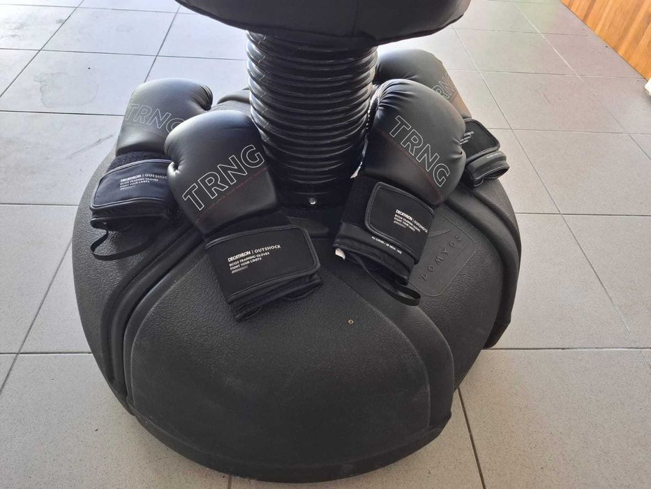 Saco e box da DOMYOS + Luvas