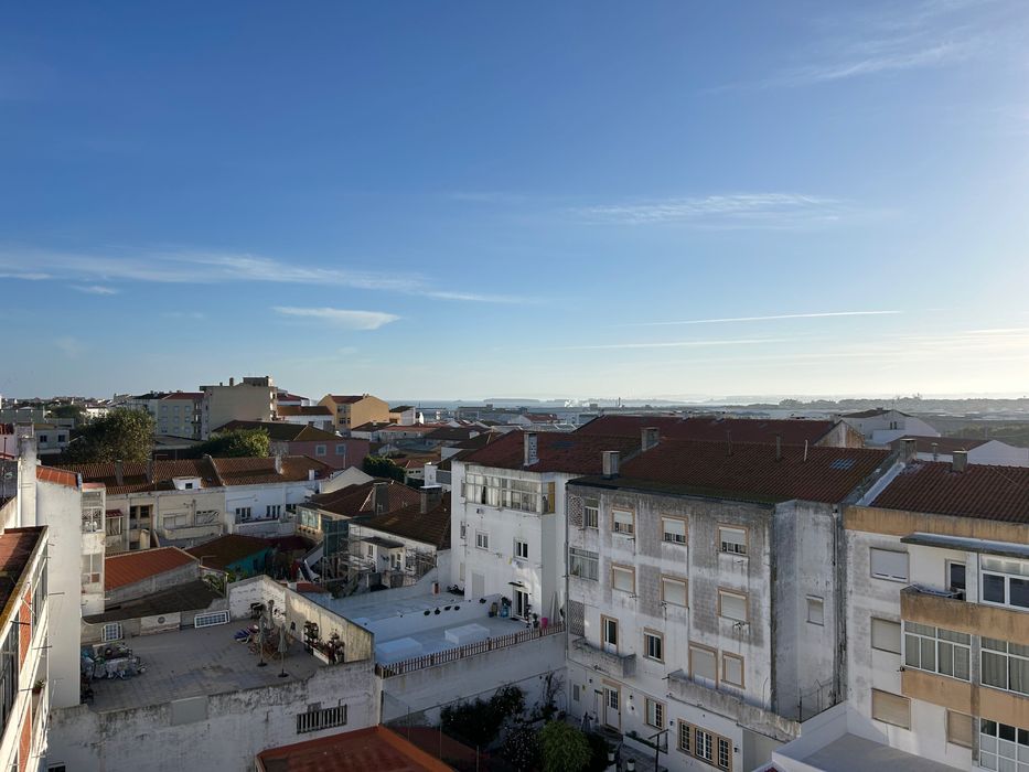 T2 flat for rent in Peniche