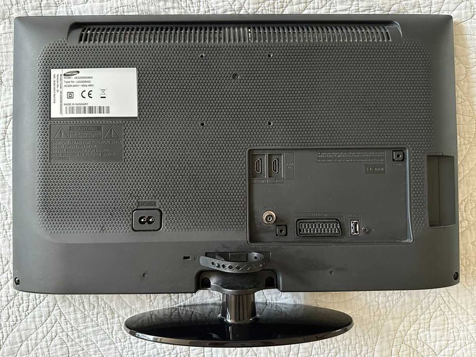 TV Samsung UE22D5003BW (LED, 22 polegadas, 56 cm)