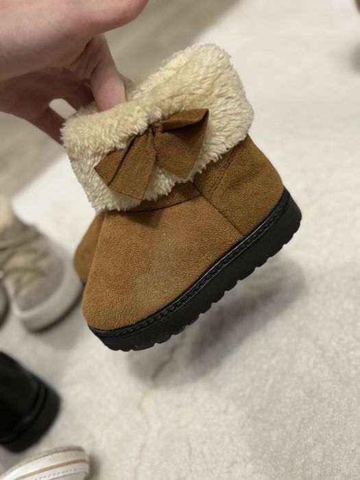 Взутя дитяче zara h&m.