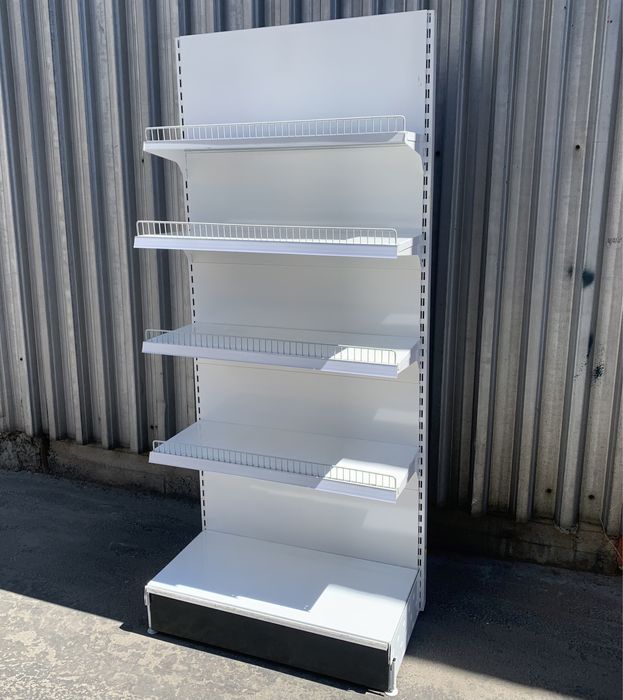 Торгові пристінні стелажі з металевими полицями WIKO бу для магазину