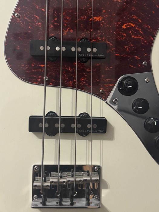 Gitara basowa Sire Marcus Miller V7 Alder 4 AWH 2nd gen