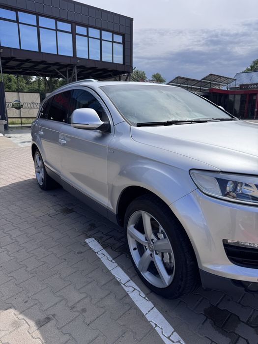 Продам Audi Q7 2007