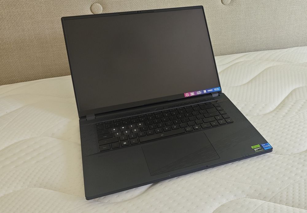 Gigabyte AORUS 16X(2024) | RTX 4070 | i7-13650HX | 16GB RAM | 1TB |