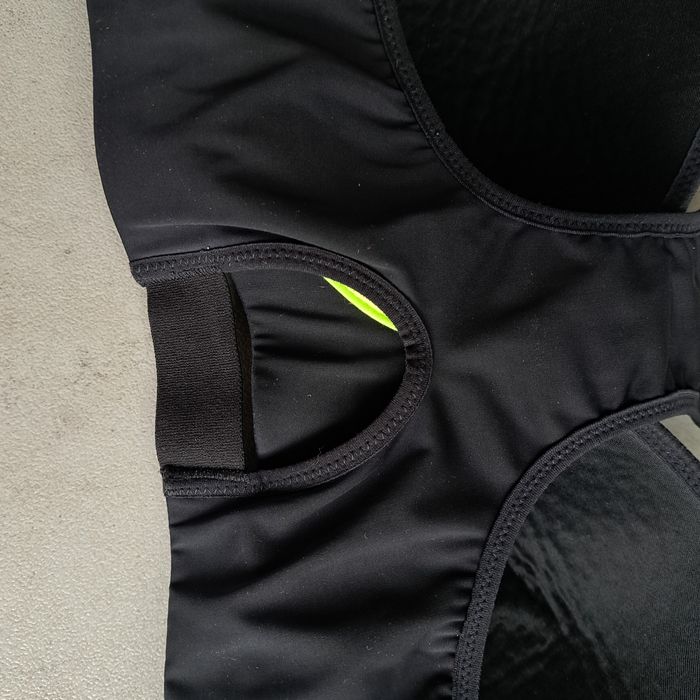 Top biustonosz sportowy Nike dri-fit