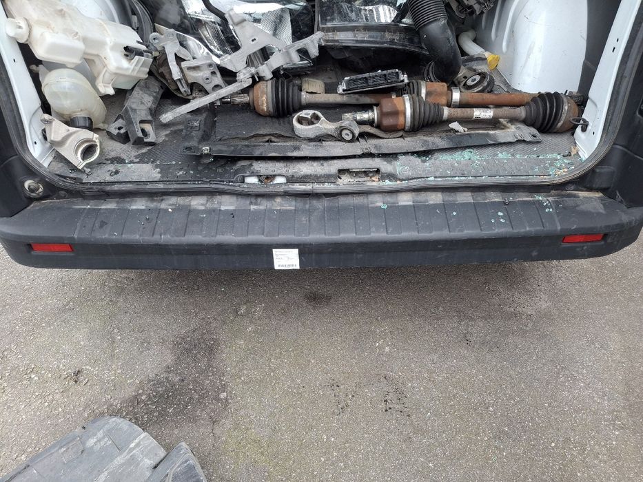 Pára-choques trás OPEL Vivaro B Combi (X82)