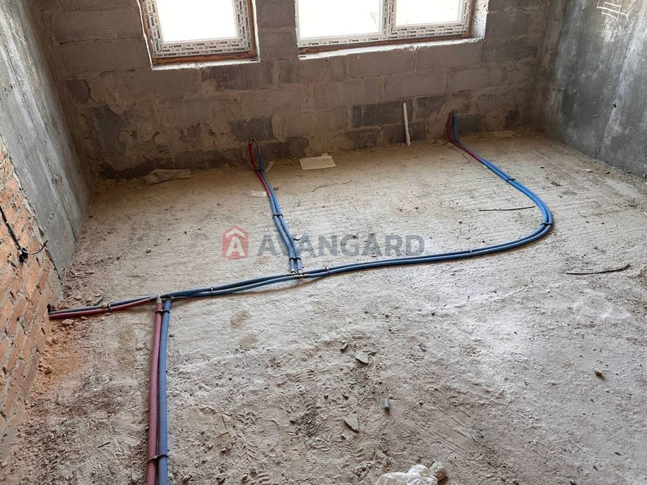 700$/м2 2-кім квартира в Центрі