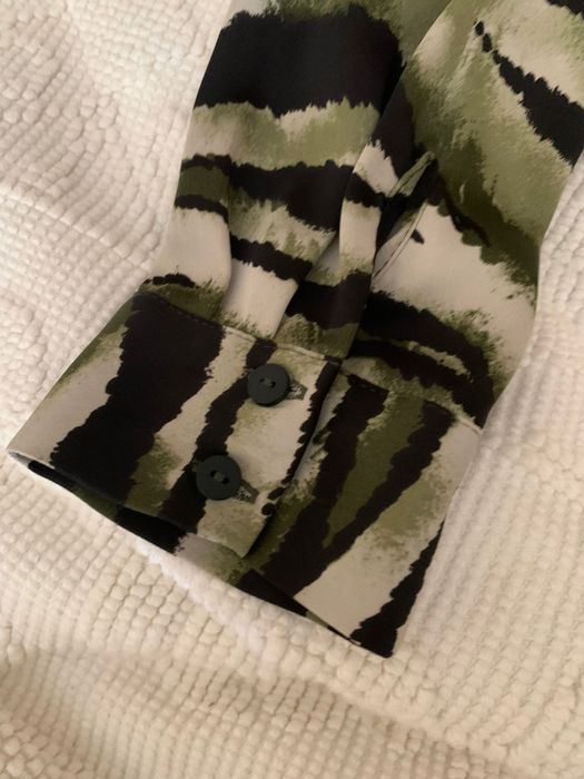 Camisa crop com padrão