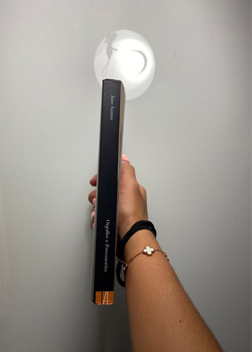 Livro “Orgulho e Preconceito”