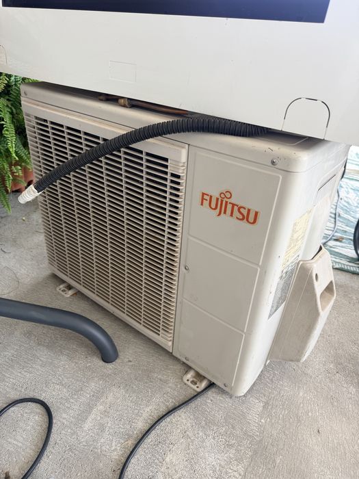 Ar Condicionado Fujitsu Inverter 12.000 BTU – Quente/Frio