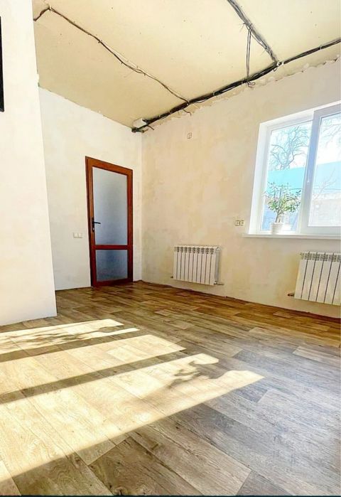 Продам будинок у смт Карнаухівка