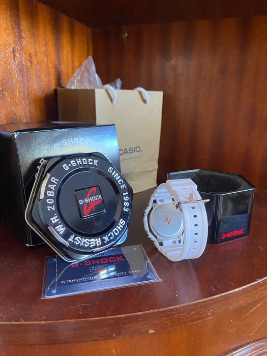 Relógio G-Shock.
