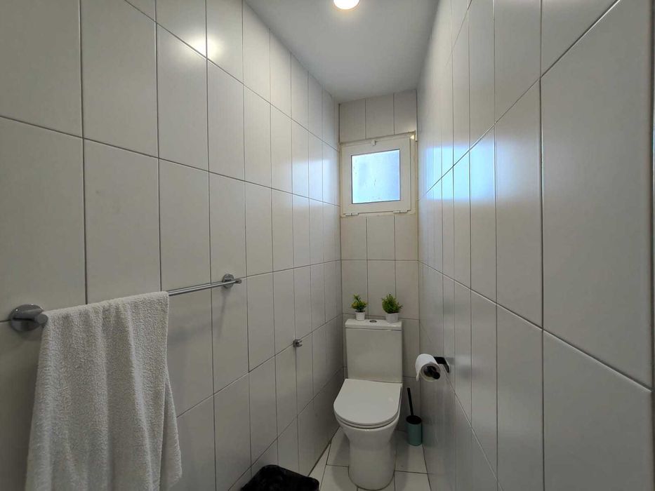 Moradia T5 + 2 renovada/Ar Condicionado / Espite / Ourém