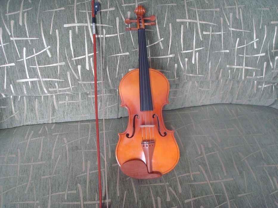 Продам скрипку 4/4 (Германия)