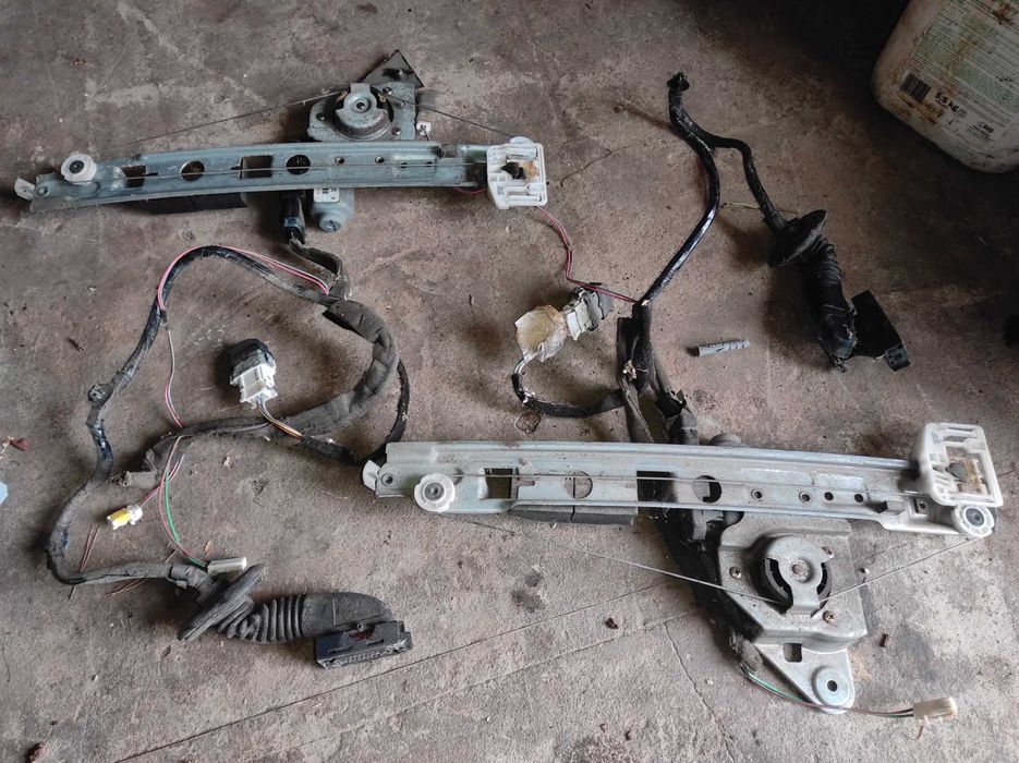 Задні електро склопідіймачі до Рено Меган 2