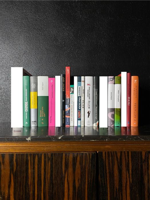 книги / нові та вживані